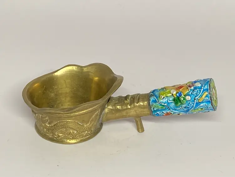 Antique Chinese Silk Iron. Aka Pan Iron, 5" x 2.5"