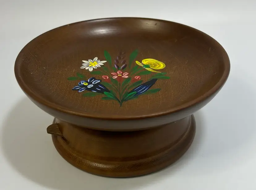 Vintage Wooden Round Trinket Dish Music Box Cuendet 'Edelweiss'