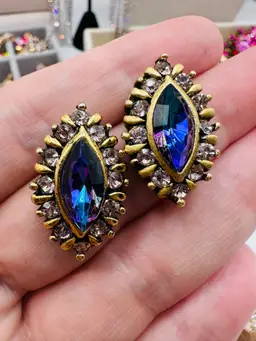 Vintage Sorrelli Icy Purple Earrings