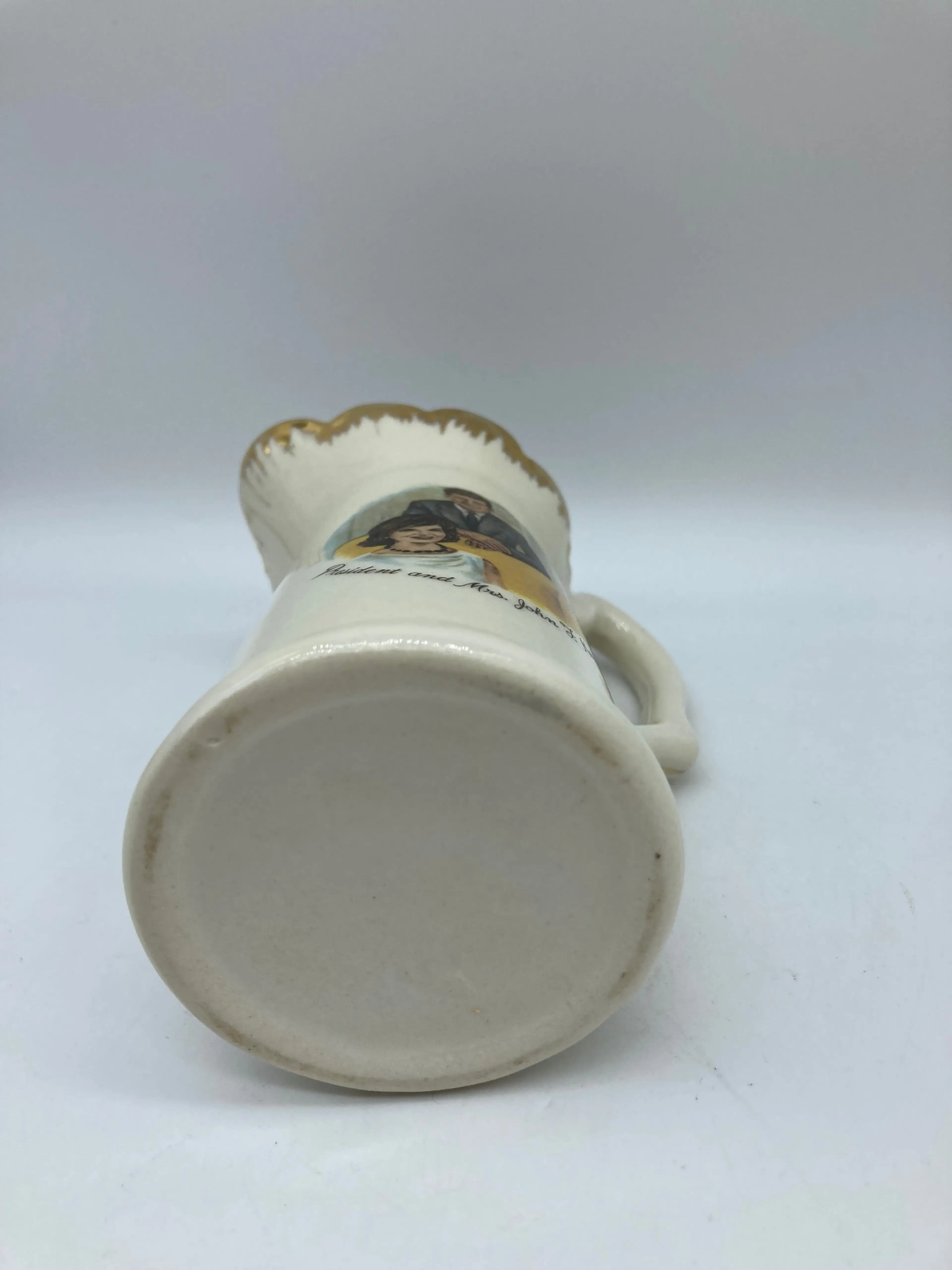 Image 3 of 3