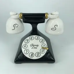 Hard to Find! Silvestri Telephone Gossip Line Salt and Pepper Shakers