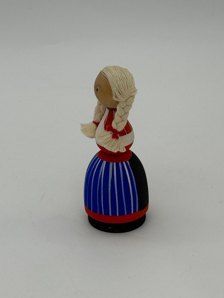 Vtg. Antique Handmade Delsbo Seedish Folk Art Wooden Doll House Doll 4" Sweden