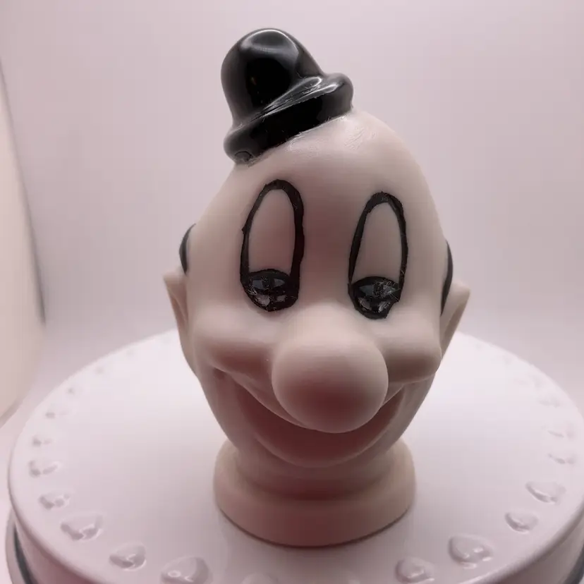 ODD VTG Porcelain Clown Doll Head 3"