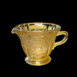 21. Amber Madrid Individual Creamer