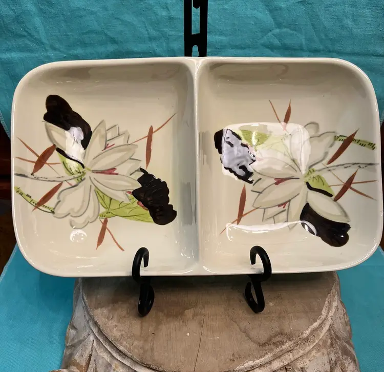 Redwing Lotus Divided Serving Bowl