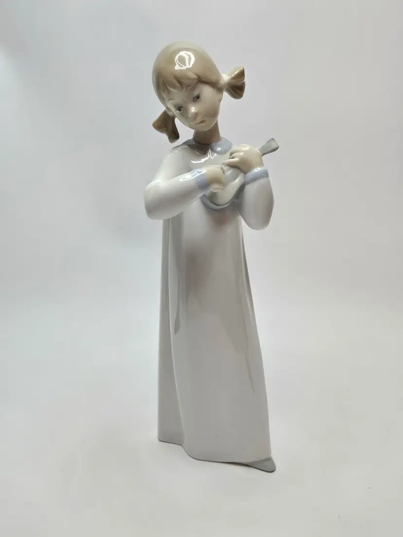 Retired LLADRO #4871 Girl with Guitar Excellent Vintage Condition Mandolin
