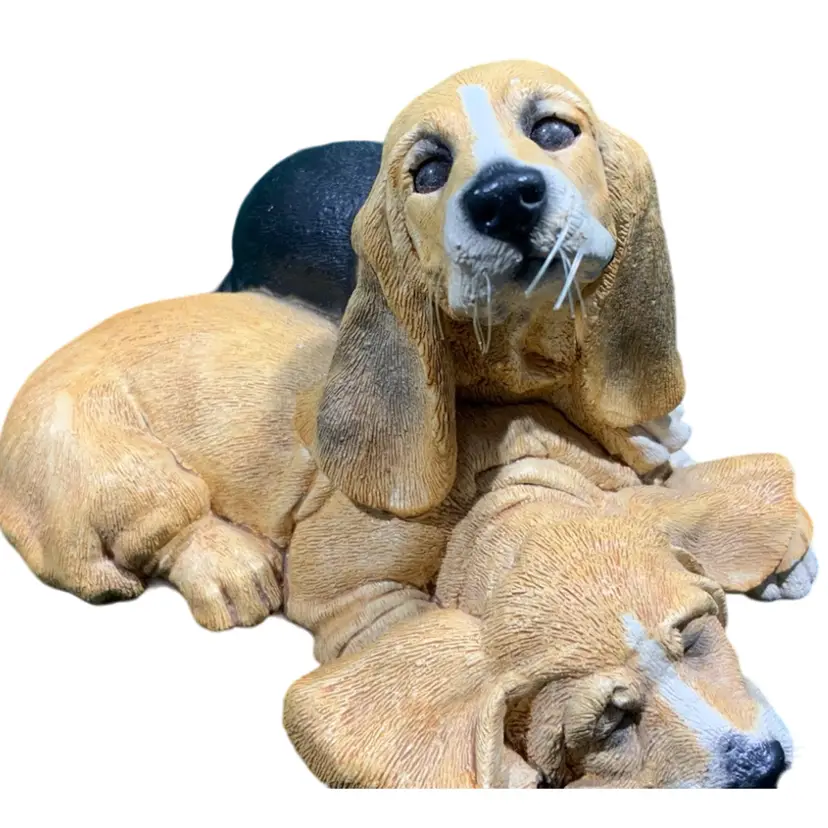 1986 Whiskers Basset Hound Beagle Dog Figurine Collectible Martha Carey Retired