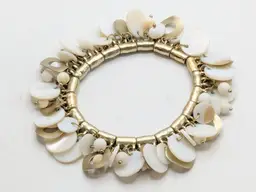 Vintage Gold Tone White Shell Disc Stretch Bracelet