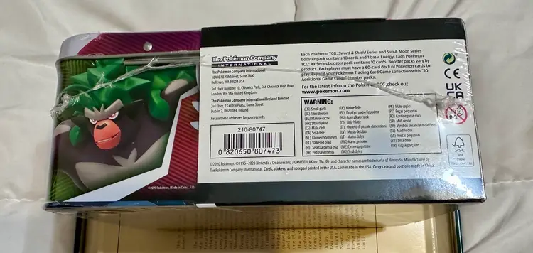 2020 Pokemon TCG Charizard Collectors Treasure Chest Lunch Box Tin 🔥 Sealed