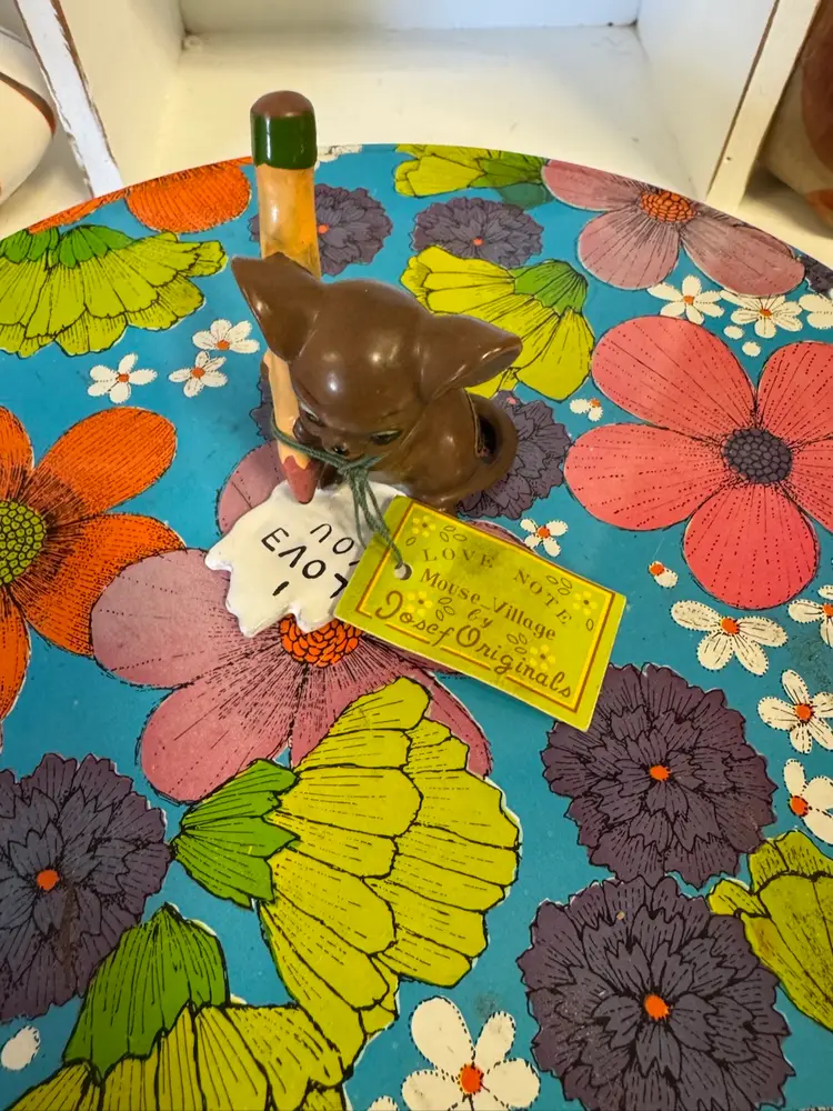 Vintage Josef Originals I Love You Mouse Figurine