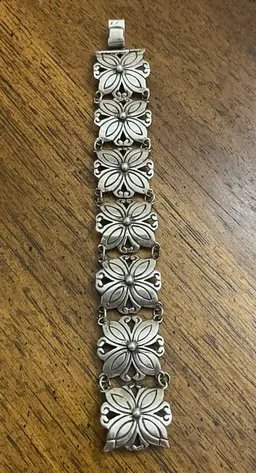 Sterling Silver Taxco Vintage Floral Panel Bracelet 7”