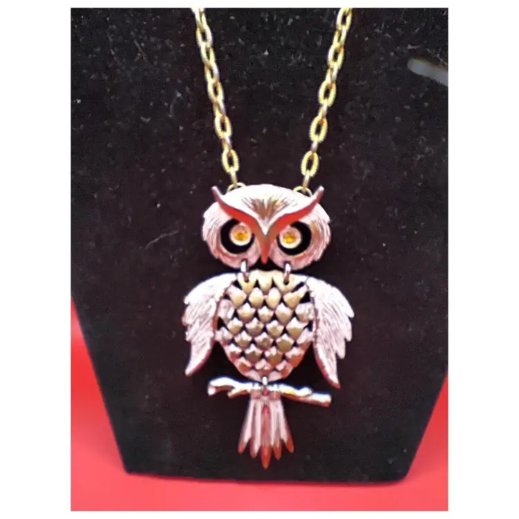 #01 Vintage Owl Pendant Necklace, Gold Tone Chain, Articulated Design, 24in, Pre-Owned,
