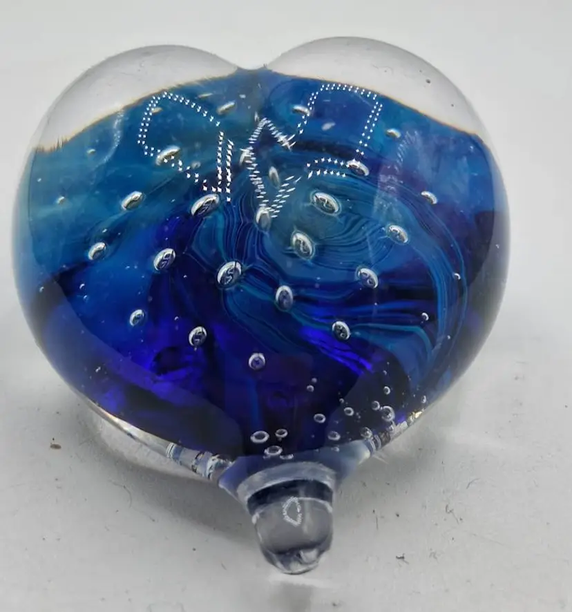 Vintage Scarce Robert Burch Blue Opalescent Bullicante Starry Nights Heart Paperweight