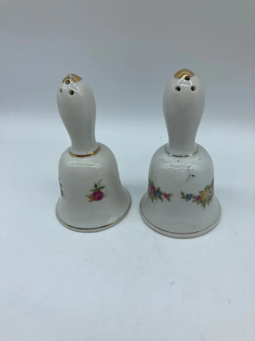 VINTAGE White & Gold Porcelain Bell-Shaped Salt & Pepper Shaker Set w Pink Roses