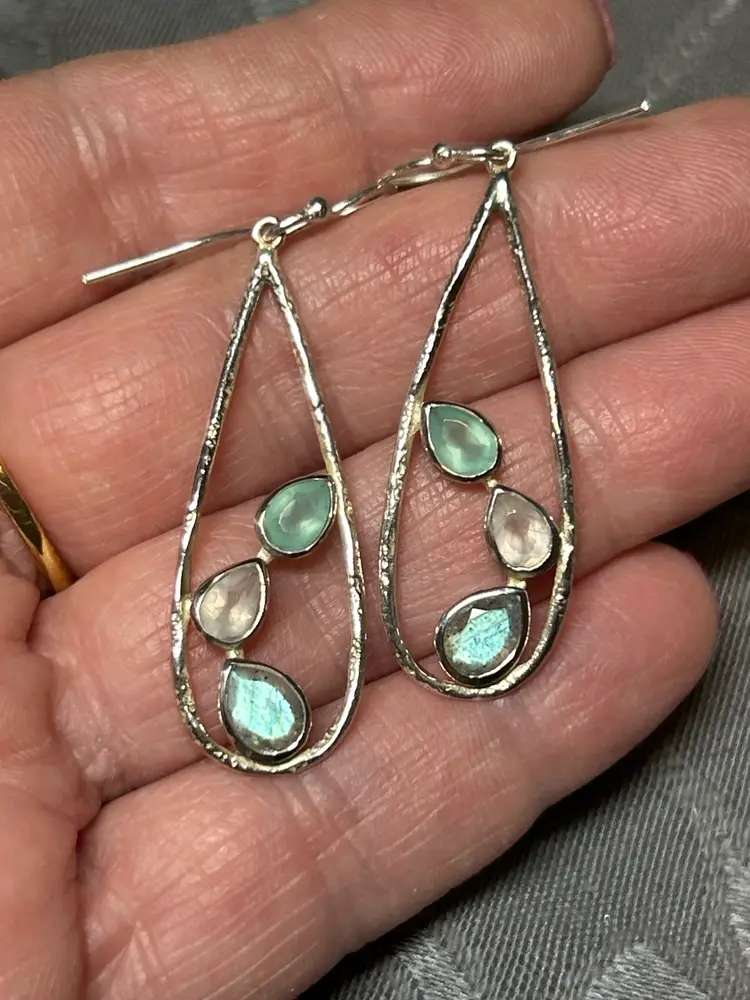 Vintage 925 Sterling Silver Teardrop Dangle Earrings with Labradorite, Moonstone & Green Chalcedony – Hammered Open Frame – 2”, 5g