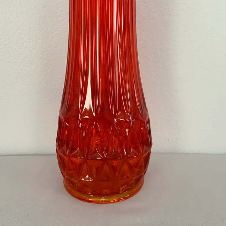 LE Smith flame nesting triangles swung vase