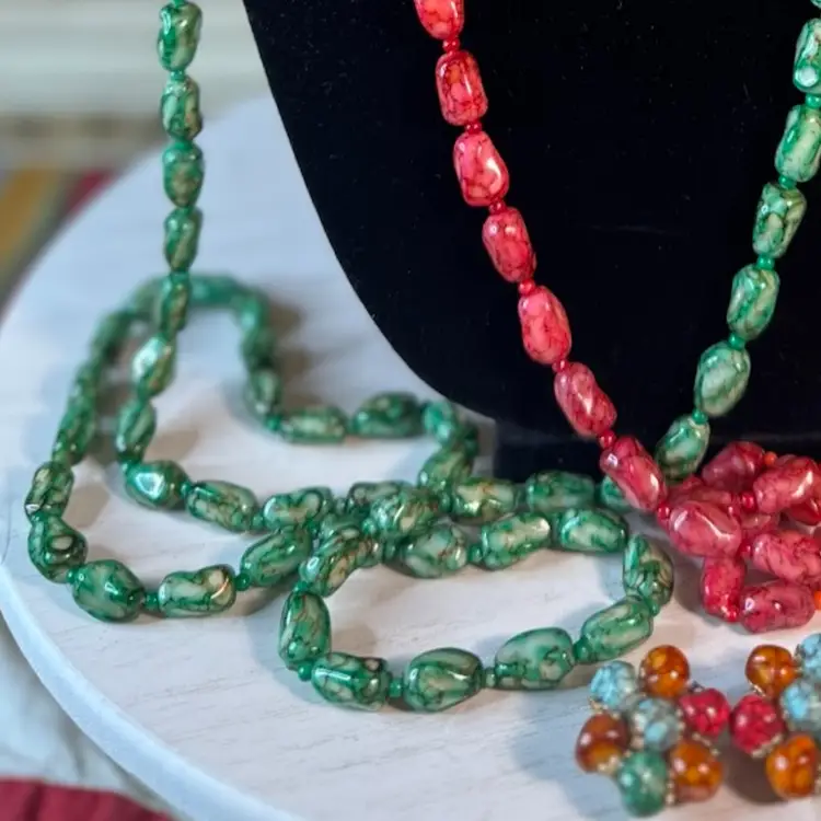 Vintage Necklaces With Clip On Earrings