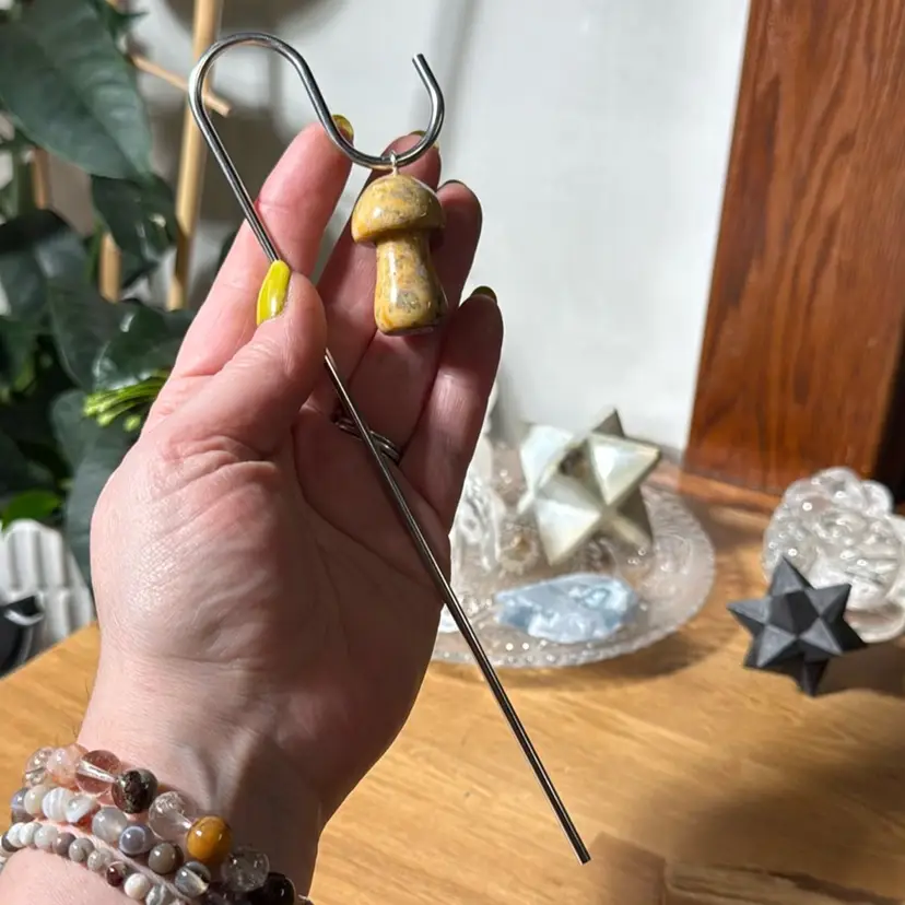 Crystal Mushroom Plant Stake - Bumblebee Jasper