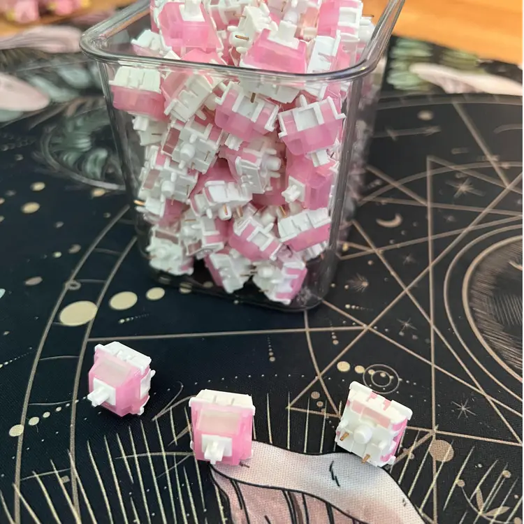 Durock White Lotus Switches