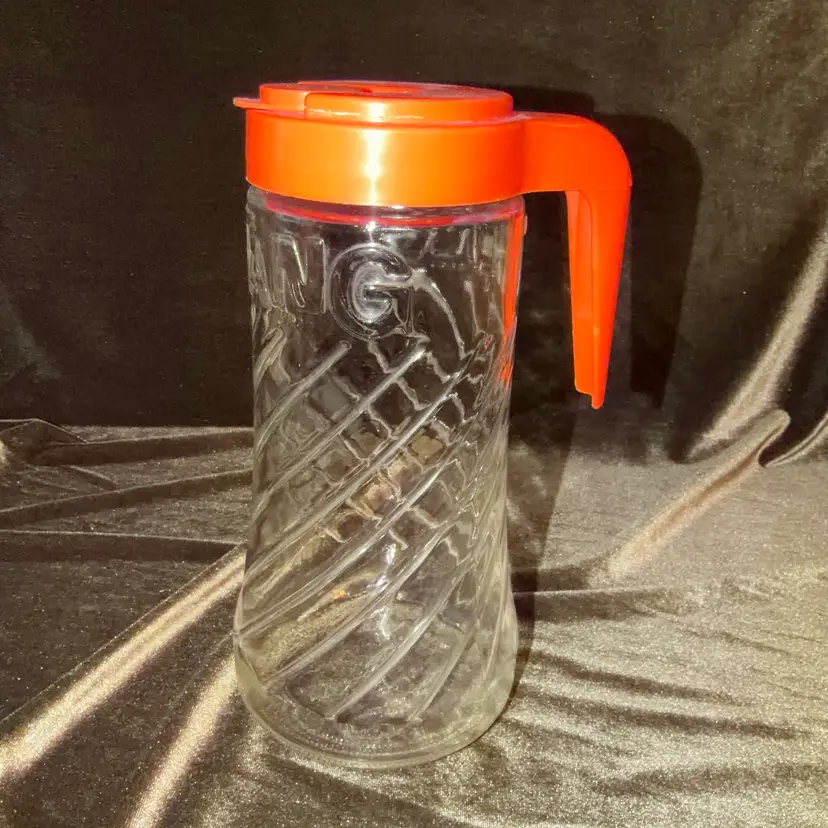 Vintage *TANG* Anchor Hocking 1 Qt Swirl Glass Juice Pitcher, Orange Lid 9" Tall