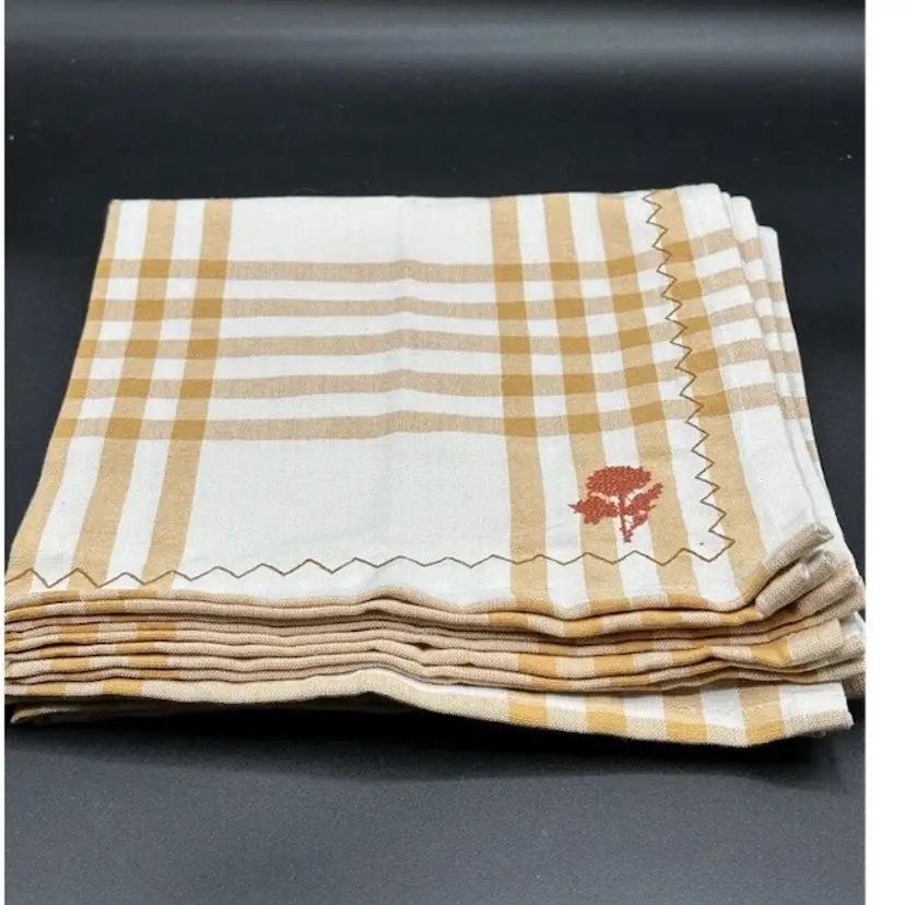 4-Threshold Yellow Beige Gingham Print 100% Cotton Fabric Napkins NWOT