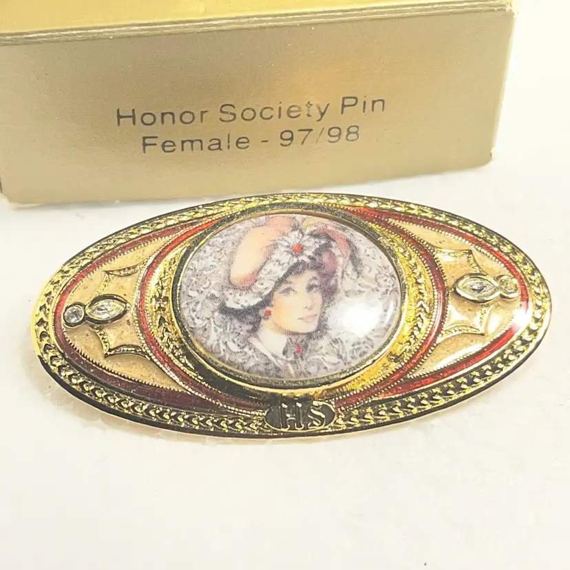 Avon Honor Society Pin 97/98