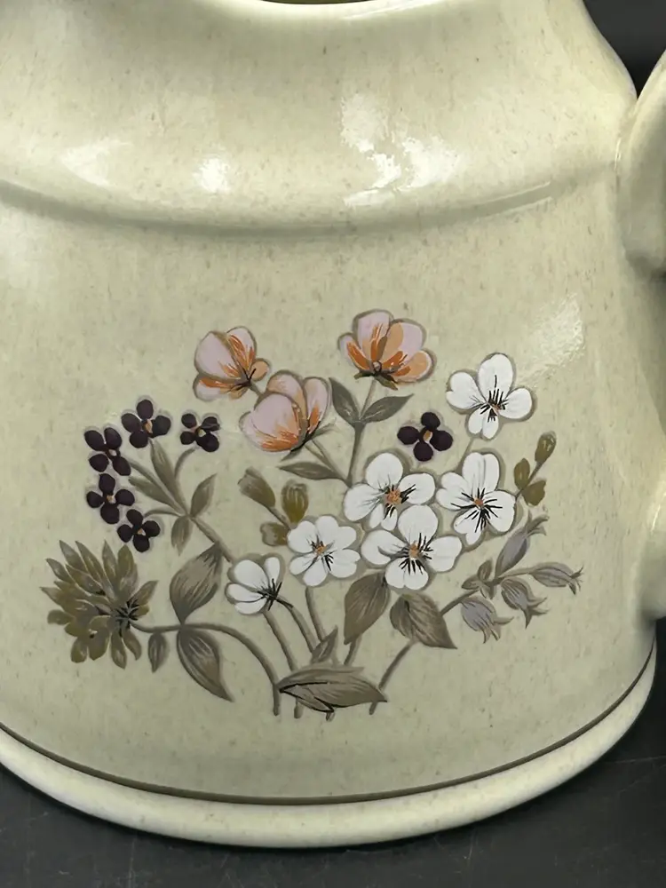 Vintage 1981 Lambethware Royal Doulton Bredon Hill Flower Tableware Creamer