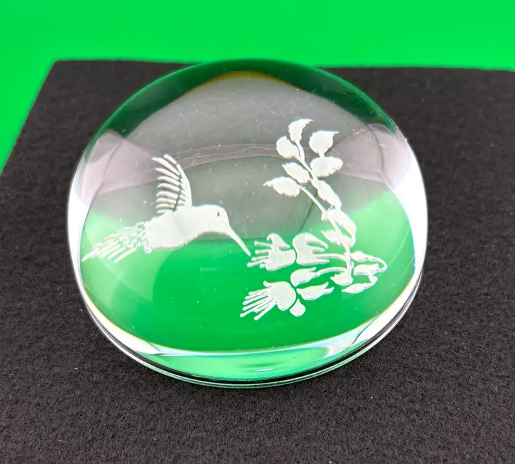 Vintage Crystal Hummingbird Paperweight- Reverse Etched 2” Tall x 3.5” Wide