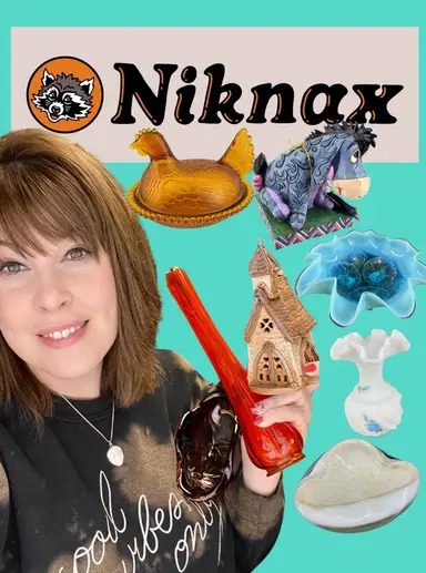 Crazy Lamp Lady On Niknax