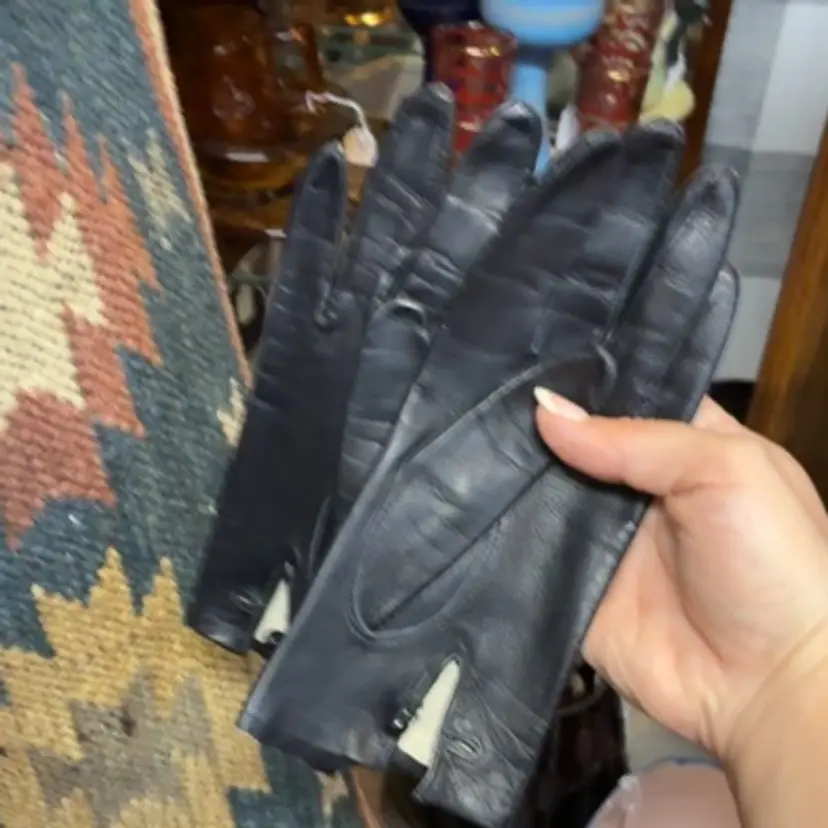 Dark Brown Vintage/antique Small Leather Cloves Made In Italy