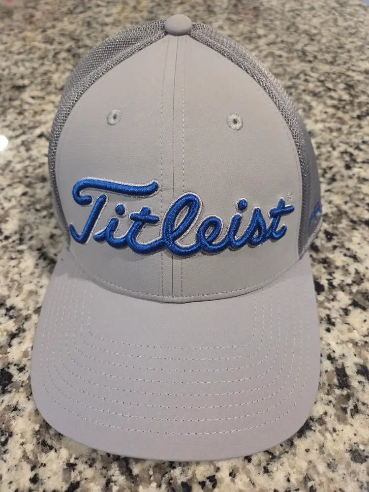 Titleist Golf Fitted Hat L/XL Grey w/ royal blue embroidery NWT