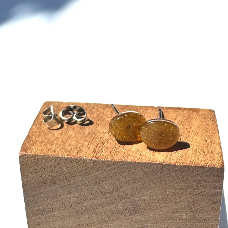 Vintage German Lucite Gold Glitter Oval Stud Earrings - OVS-MT-1