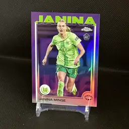 Janina Minge RC 43/75 Purple Refractor #94 - 2024/25 Topps Chrome Gold UEFA Wolfsburg