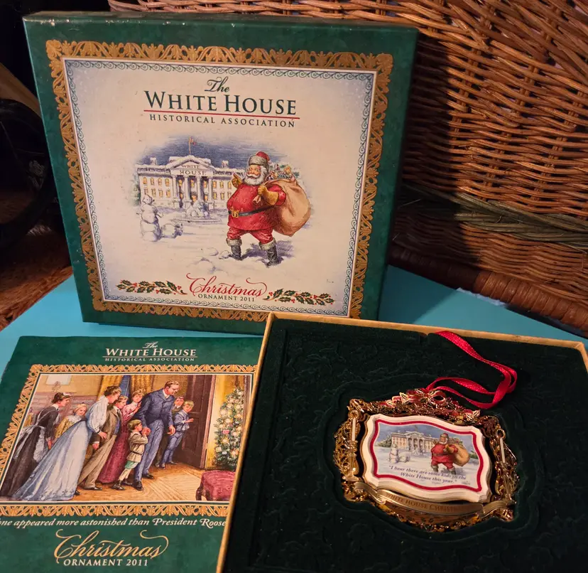 2011 White House Historical Association Ornament