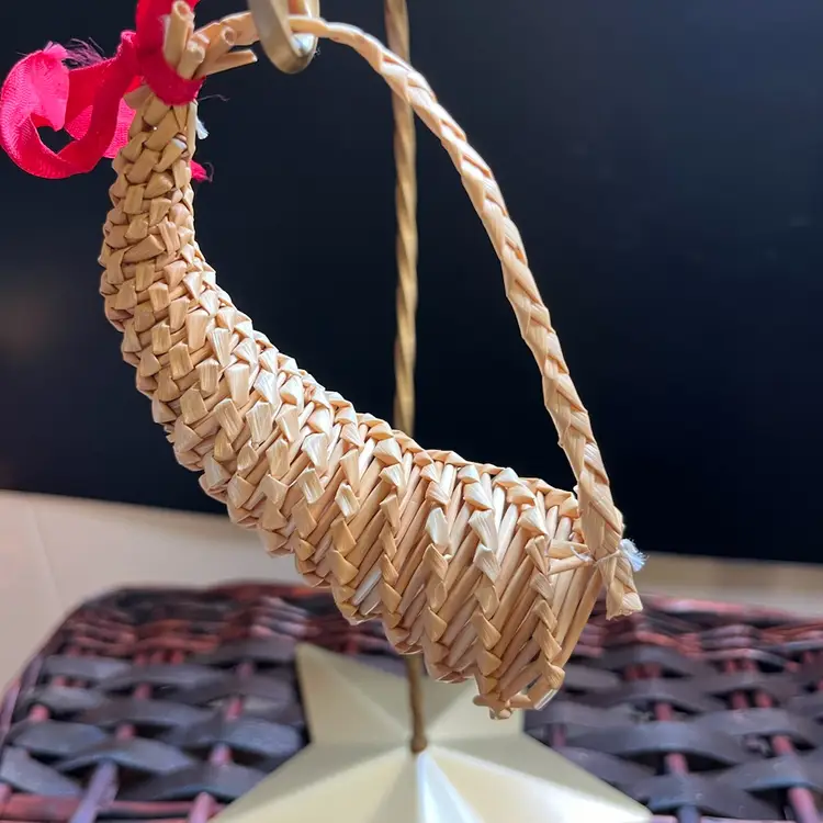 Small Scandinavian Straw Cornucopia