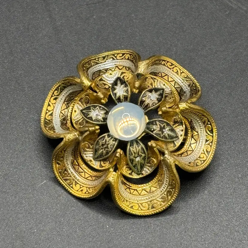 Floral Round Damascene Multi Tone 1.5”