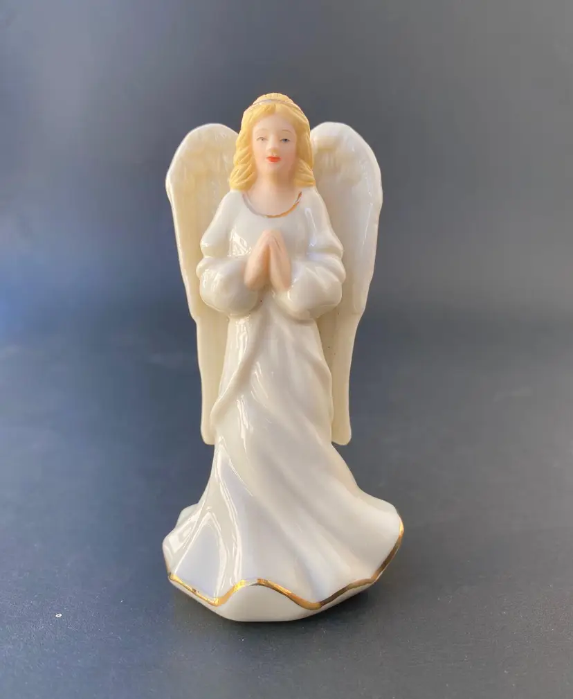 LENOX Porcelain Praying Angel "Messenger of Peace" 24K Gold Trim