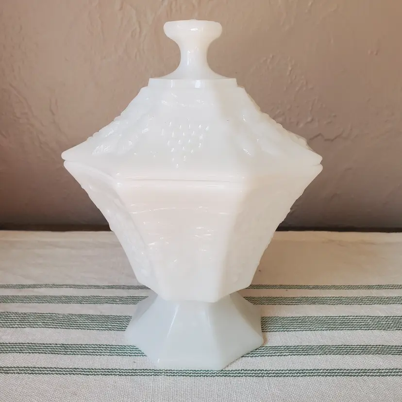 Anchor Hocking Milk Glass  Candy Dish w/ Lid Grape Motif