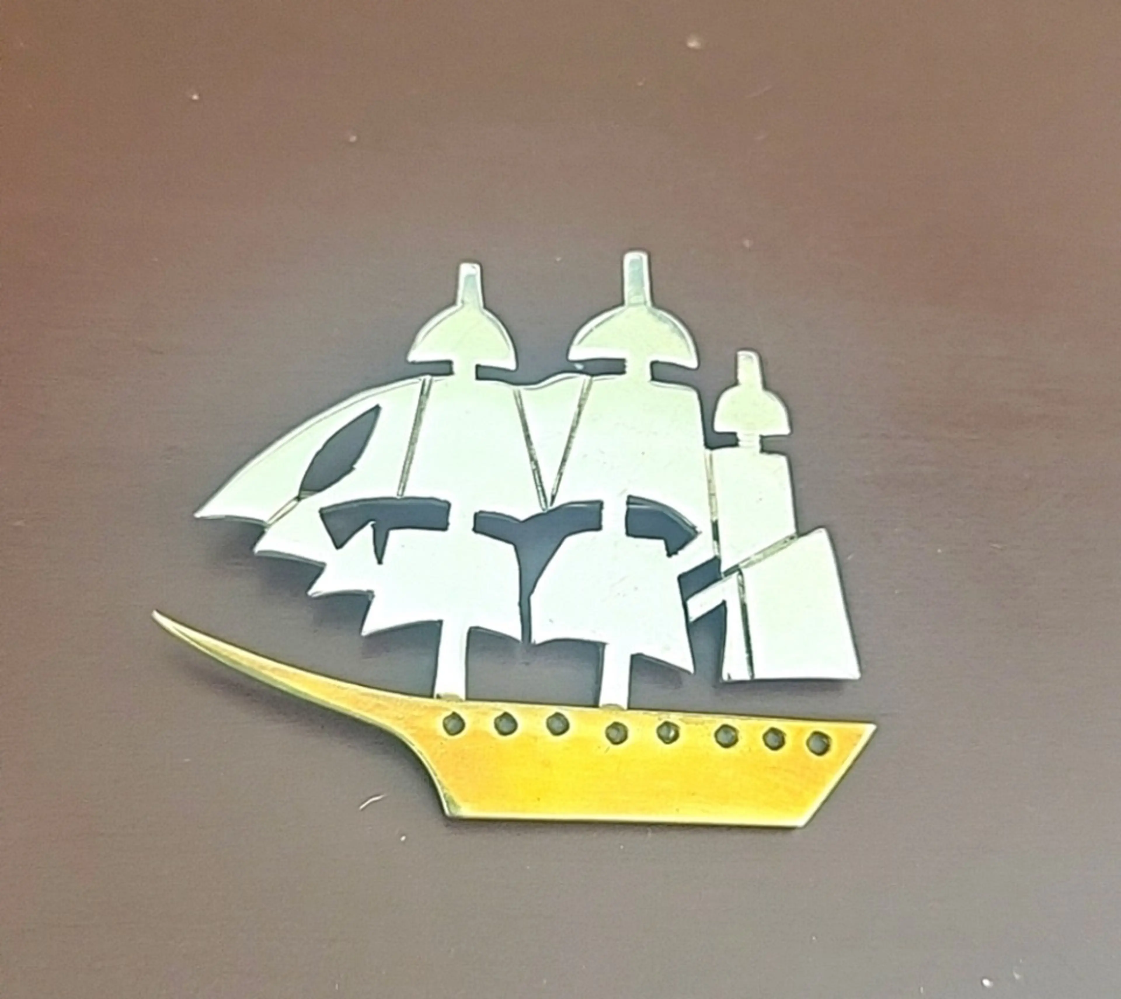 Image 1 of 7