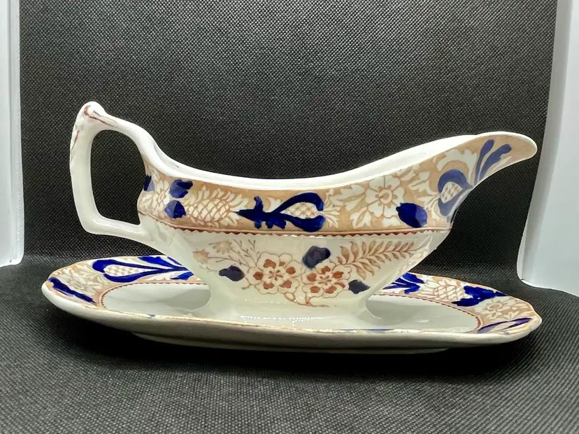 Vintage Wincanton Woods Ware Blue And Rust Gravy Boat On Attached Under plate Made In  England , Table Decor , Holiday Table Settings