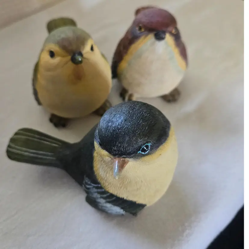 Set Of 3 - 3 1/2" Ganz Garden Bird Figurines