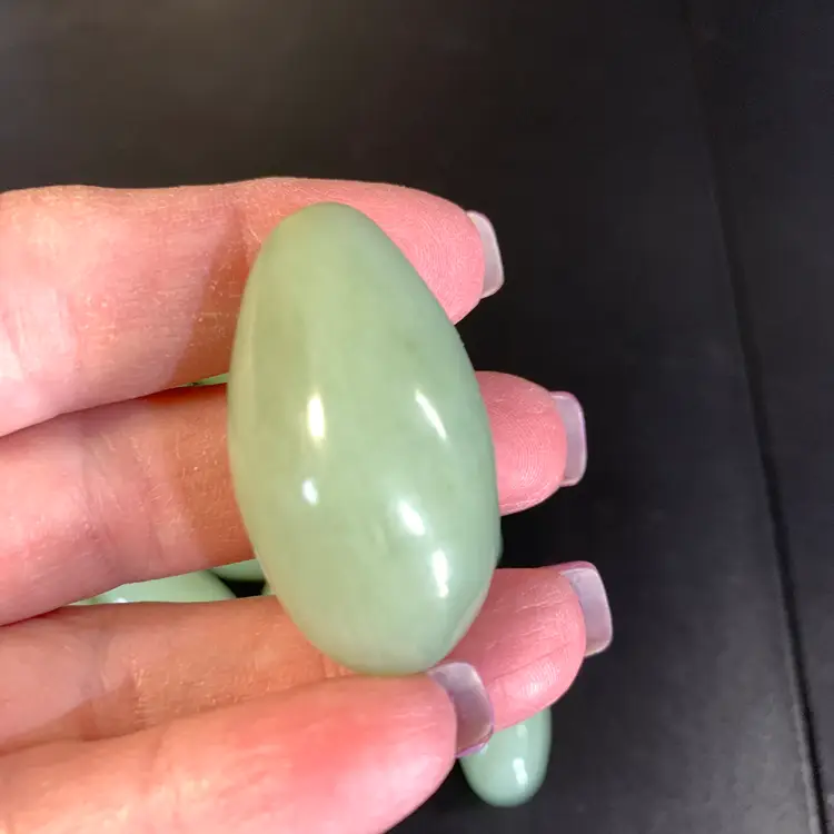 15-Jade Grapes Vintage