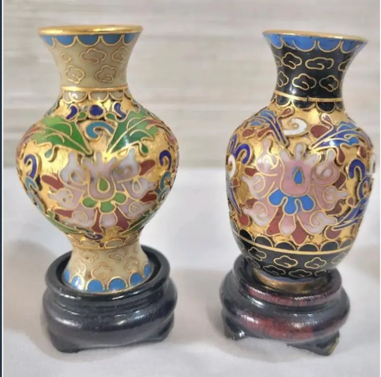 Five (5) Vintage Mini Chinese Cloissoné Vases on Wooden Stands . Measures 2 ½" tall w/stand