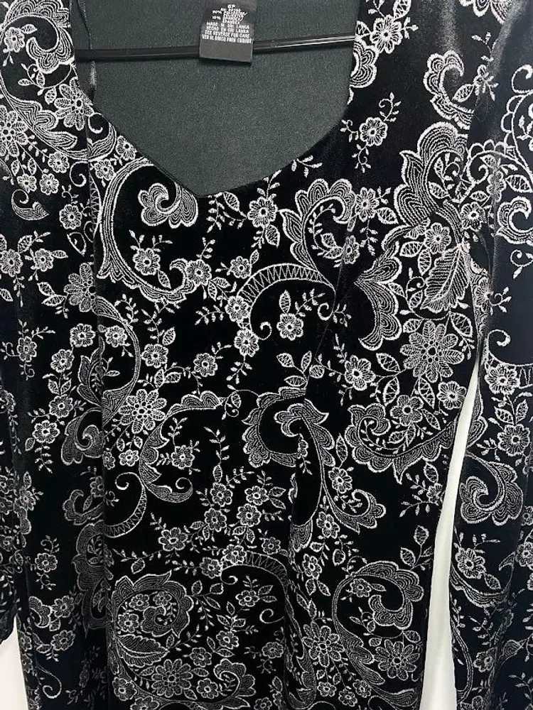 K Petite Collection Vintage Velvet Shimmer Dress