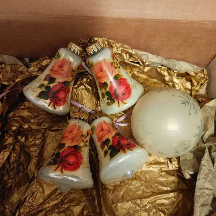 Vintage floral bell shaped Christmas ornaments. 4 bells plus 1 bonus ball.