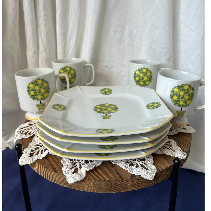 🍓🍑TOOTIE FRUITY🍓🍑 Set Of 4 Vintage Rossini Ceramic Coffee Cups And Dessert Plates Lemon Tree Japan