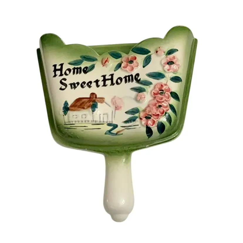 Vintage Ceramic Wall Pocket 6” X 5 1/2” Possibly Lefton-READ