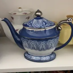 Bombay Teapot