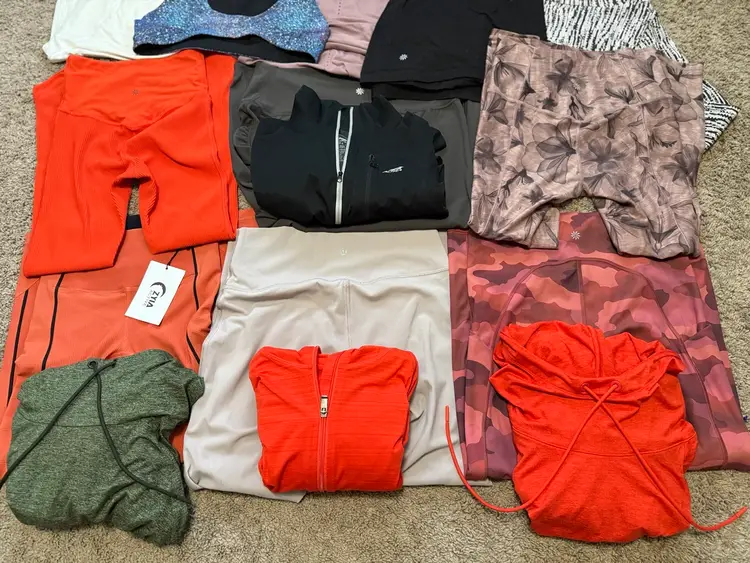 16 Pc Women’s Athletic wear Lot! Leggings, Shirts, Jackets! Lululemon, Athletica, Zyia NWT, Altra +