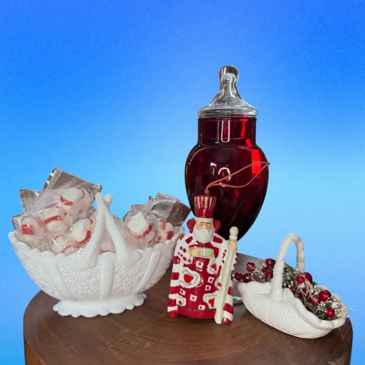 Candy Cane Lane Vignette